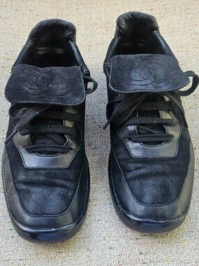 Chanel Women Shoes Lace Up Black Suede/Leather CC Logo Sneaker Size 6US AUTH